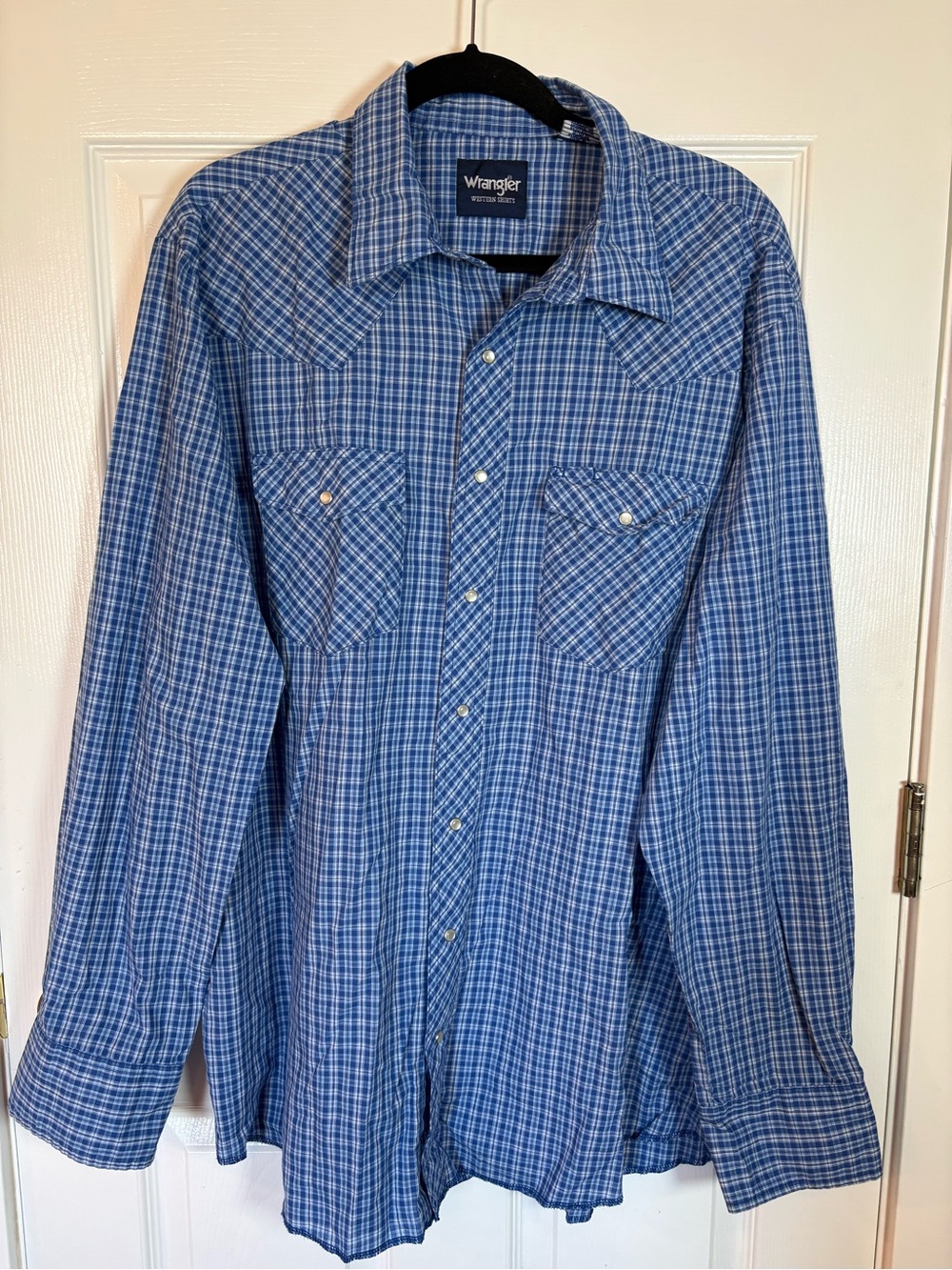 Wrangler Western Men’s Blue Plaid Pearl Snap Button-Down Shirt